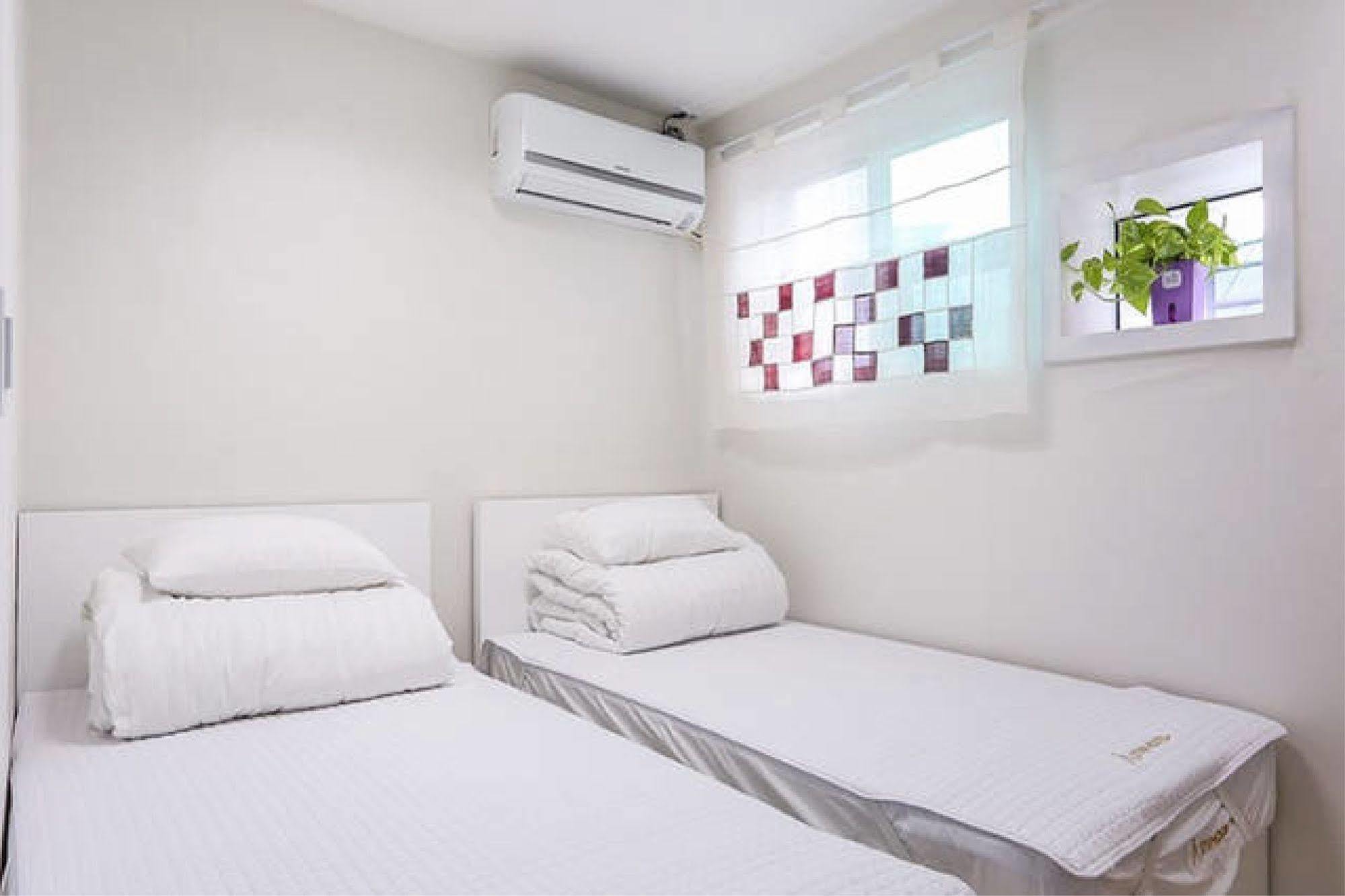 Starhostel Dongdaemun Suite Seoul Eksteriør billede