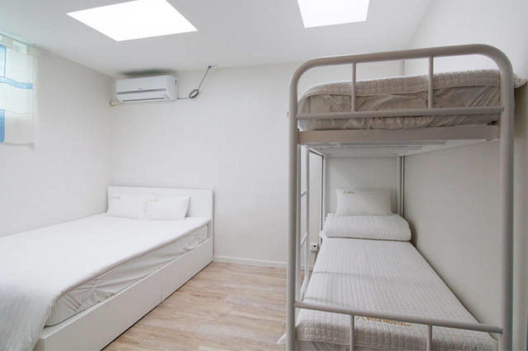 Starhostel Dongdaemun Suite Seoul Eksteriør billede