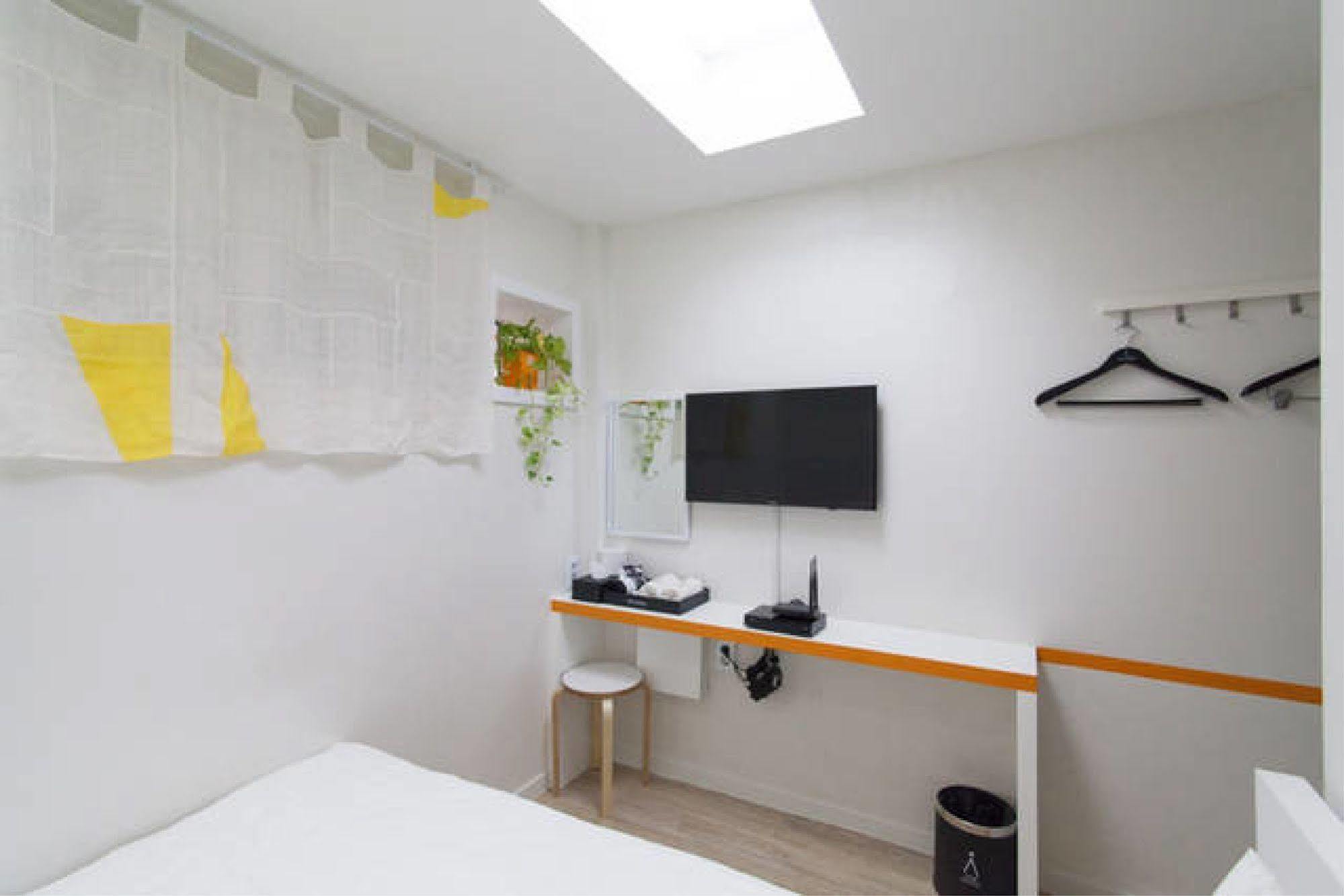 Starhostel Dongdaemun Suite Seoul Eksteriør billede