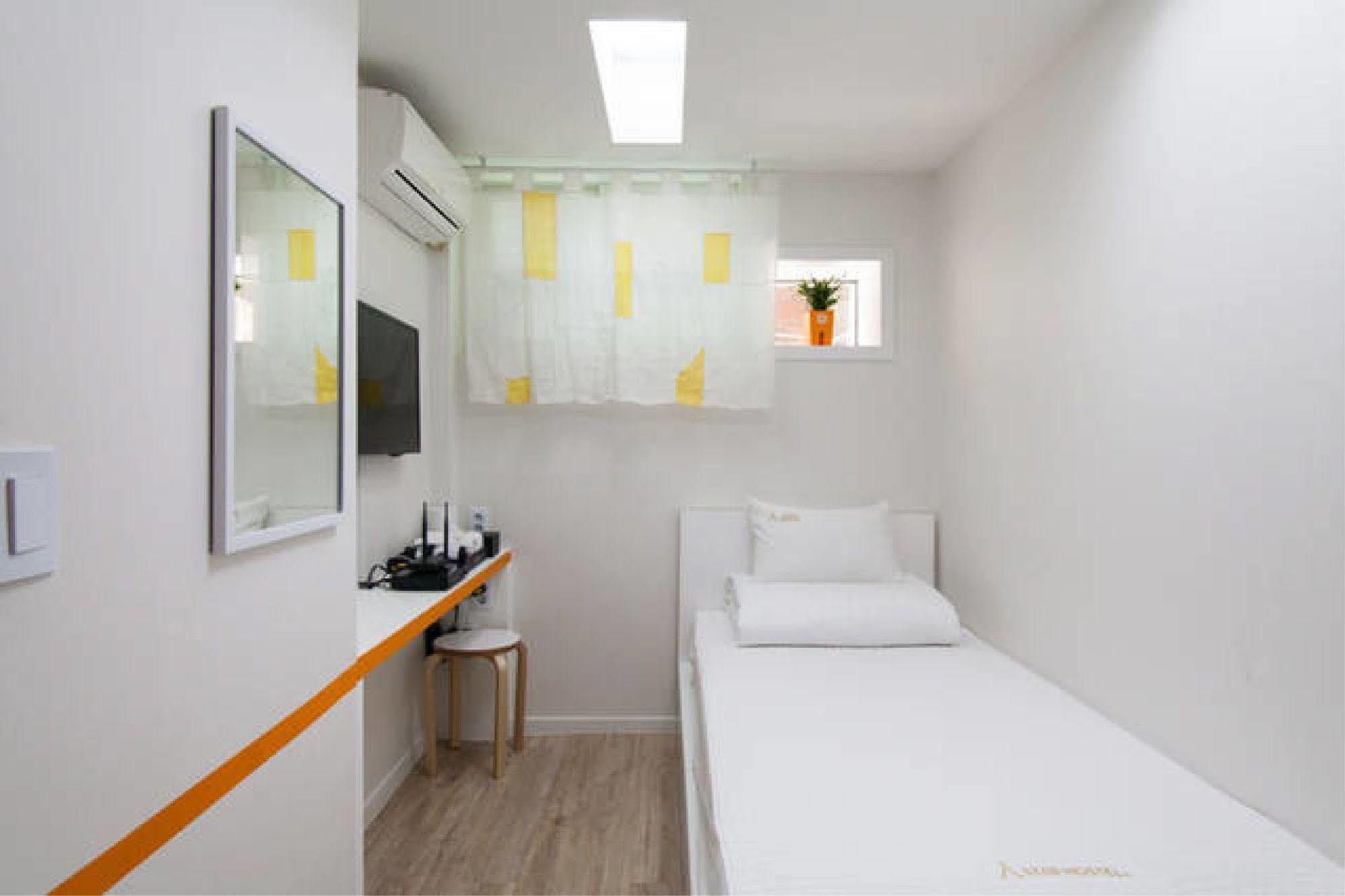 Starhostel Dongdaemun Suite Seoul Eksteriør billede